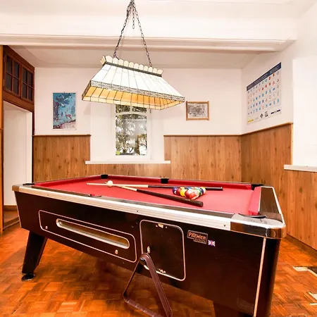 別荘 Group Retreat In *