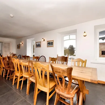 Vakantiehuis Group Retreat In *