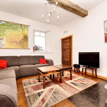 Group Retreat In 別荘 *