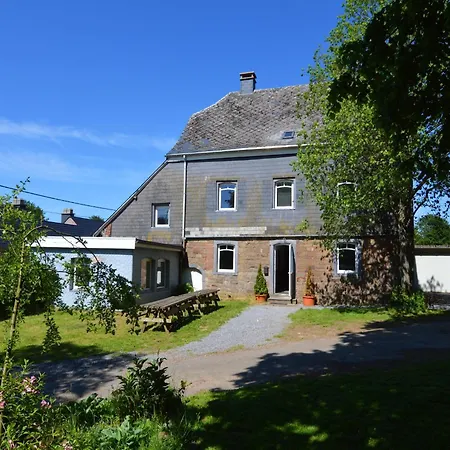 別荘 Group Retreat In